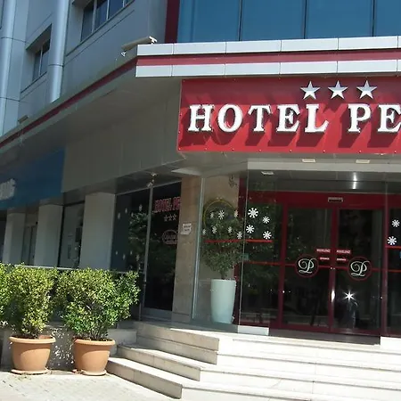 Hotel Petek 3*