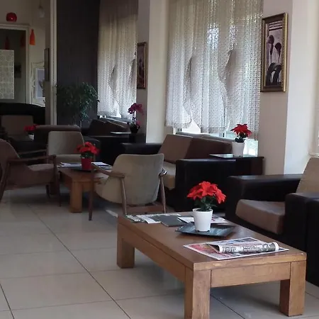 Hotel Petek 3*