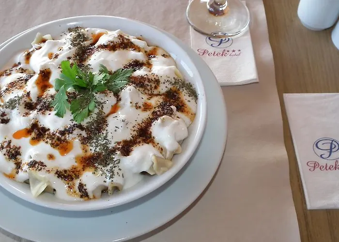 Petek 호텔 무글라